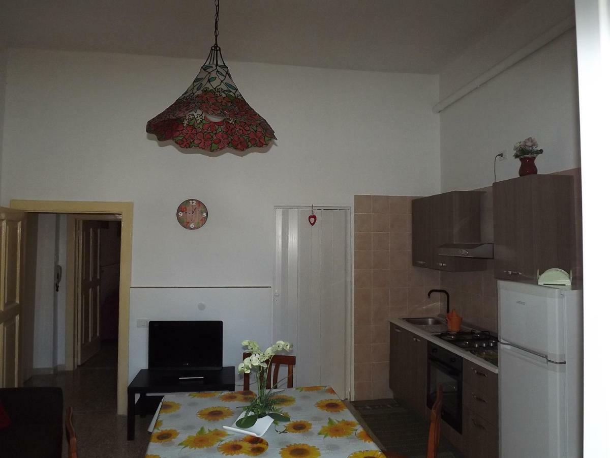 מטרה Casa Vacanze La Terra Dei Briganti מראה חיצוני תמונה