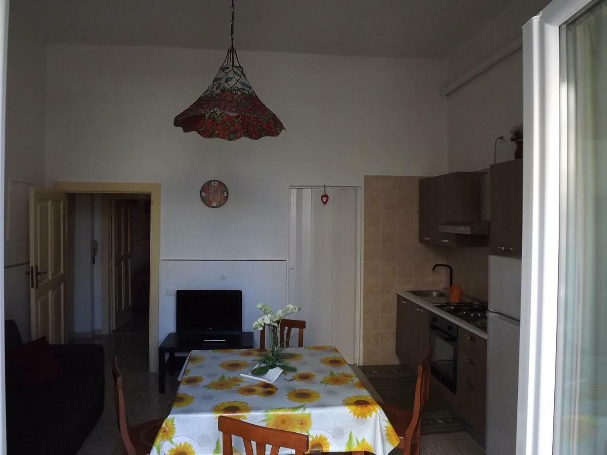 מטרה Casa Vacanze La Terra Dei Briganti מראה חיצוני תמונה