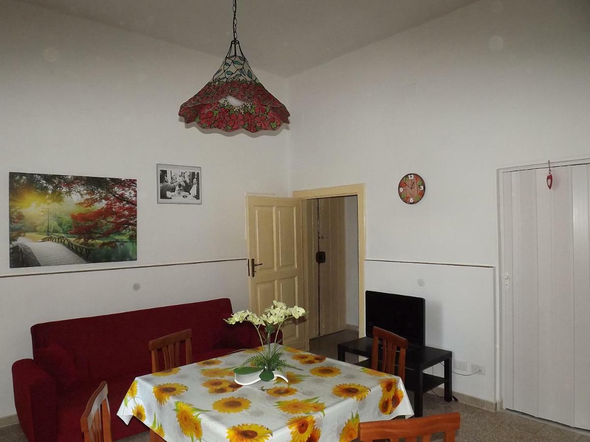 מטרה Casa Vacanze La Terra Dei Briganti מראה חיצוני תמונה