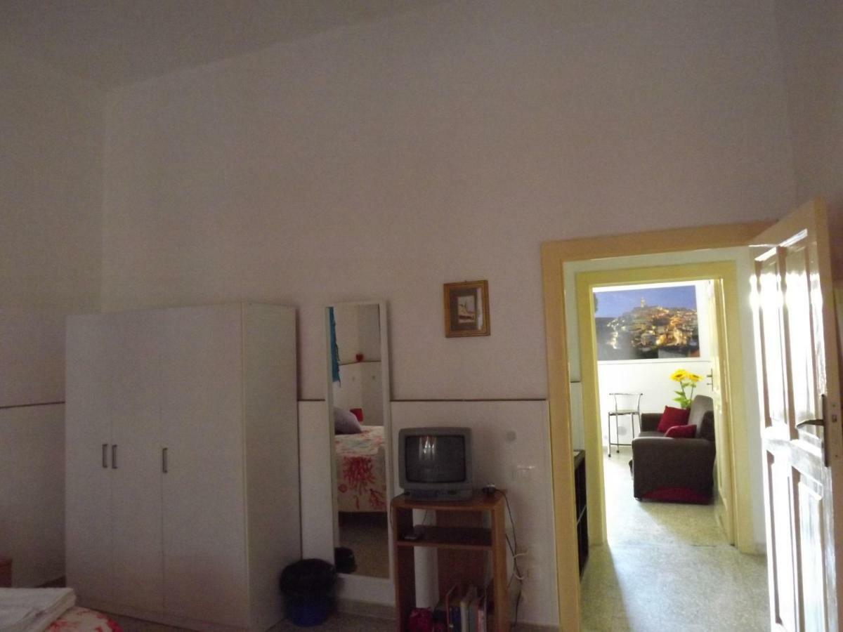 מטרה Casa Vacanze La Terra Dei Briganti מראה חיצוני תמונה