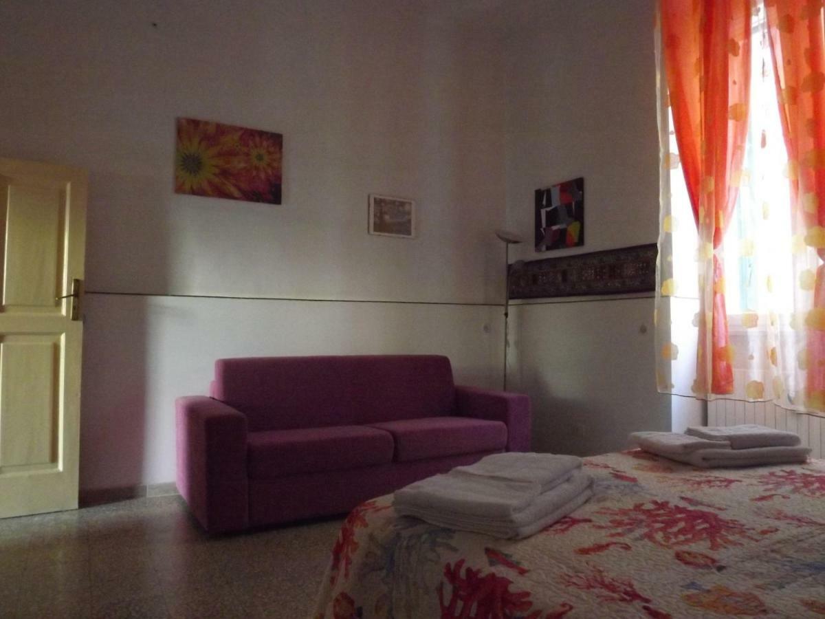 מטרה Casa Vacanze La Terra Dei Briganti מראה חיצוני תמונה